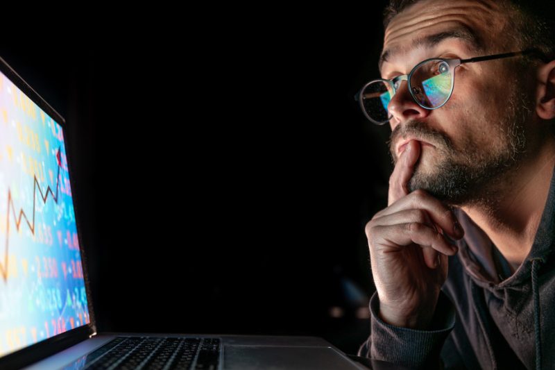 Forex Trading Addiction: Signs, Risks, and How to Overcome It